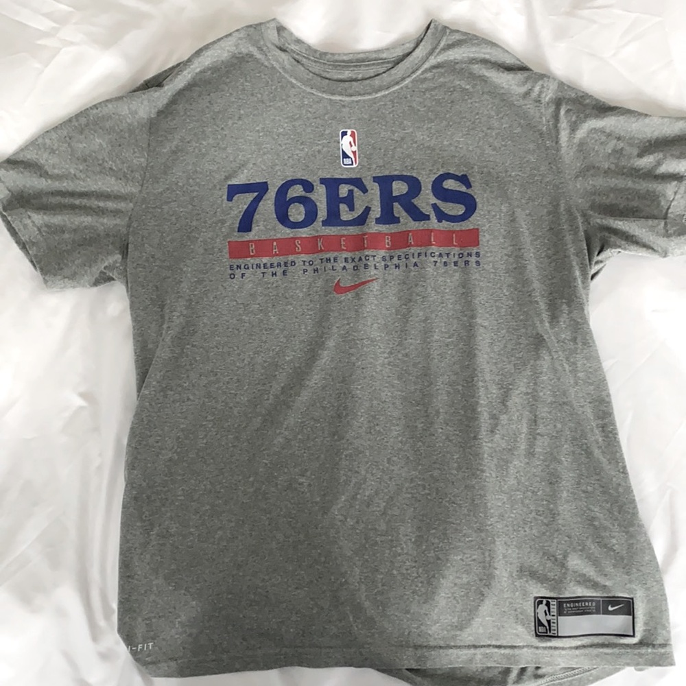 Nike Sixers Men’s Dri-FIT T-Shirt XL